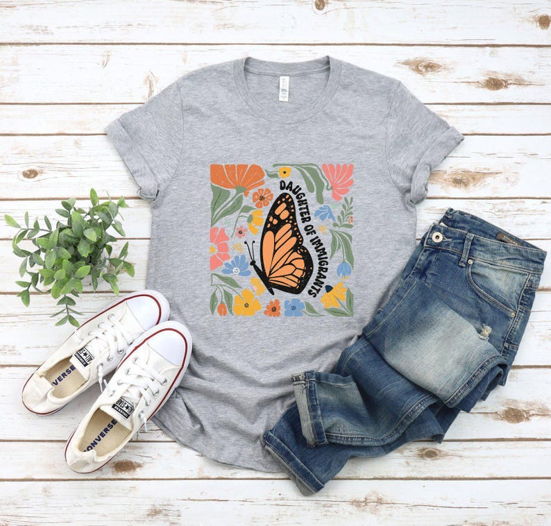 Camiseta del Movimiento de Resistencia, Camiseta de la Hija de Inmigrantes, Camiseta de Protesta Callejera, Camiseta de Resistencia Comunitaria, Camiseta de Protesta contra la Política Fronteriza de EE. UU. imagen 2