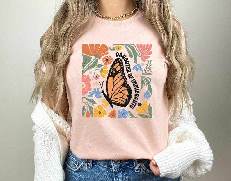 Camiseta del Movimiento de Resistencia, Camiseta de la Hija de Inmigrantes, Camiseta de Protesta Callejera, Camiseta de Resistencia Comunitaria, Camiseta de Protesta contra la Política Fronteriza de EE. UU. imagen 3