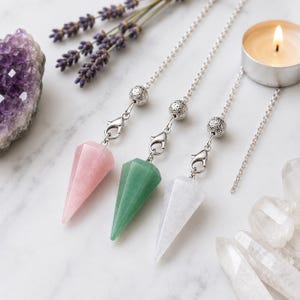 3 Crystal Pendulum Set, Green Aventurine Rose Quartz Clear Quartz, Dowsing Divination Reiki Witchcraft Gemstone Pendants Spiritual Gift