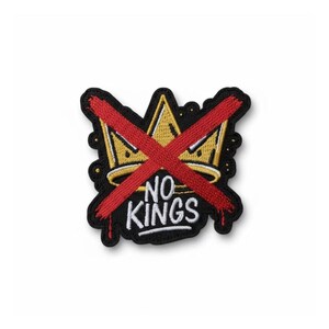 Patch "No Kings Crown", emblema gráfico bordado termocolante, estilo streetwear.