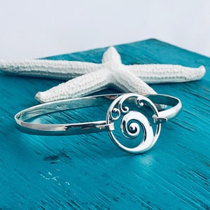 Sterling Silver Wave Bracelet - Cape Cod Style Convertible Bracelet - Nautical Cuff Bracelet - Bangle-Seashell Starfish Wave - Gift for Her