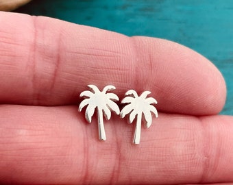 Sterling Palm Tree Earrings-Palm Tree Stud Earrings-.925 Sterling- Post Earrings-Beach Vacation Jewelry-South Carolina-Hilton Head-Gift