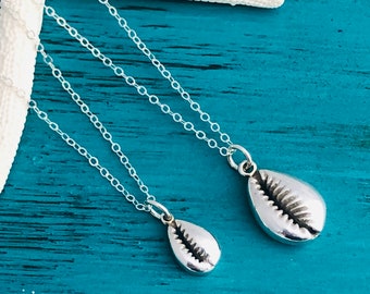 COWRIE SHELL Necklace - 925 Sterling Silver