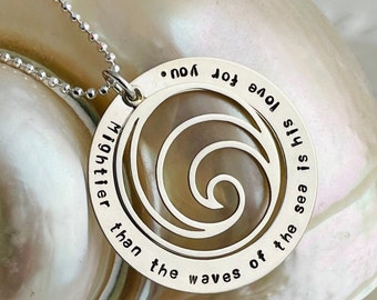 NEW - Personalized Wave Circle Necklace