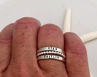 3MM Personalized Name Ring-Custom Sterling Engraved Ring-Hammered Rings-Posey Rings-Stacking Ring-Mom Ring-Personalized Jewelry-Gift for Mom