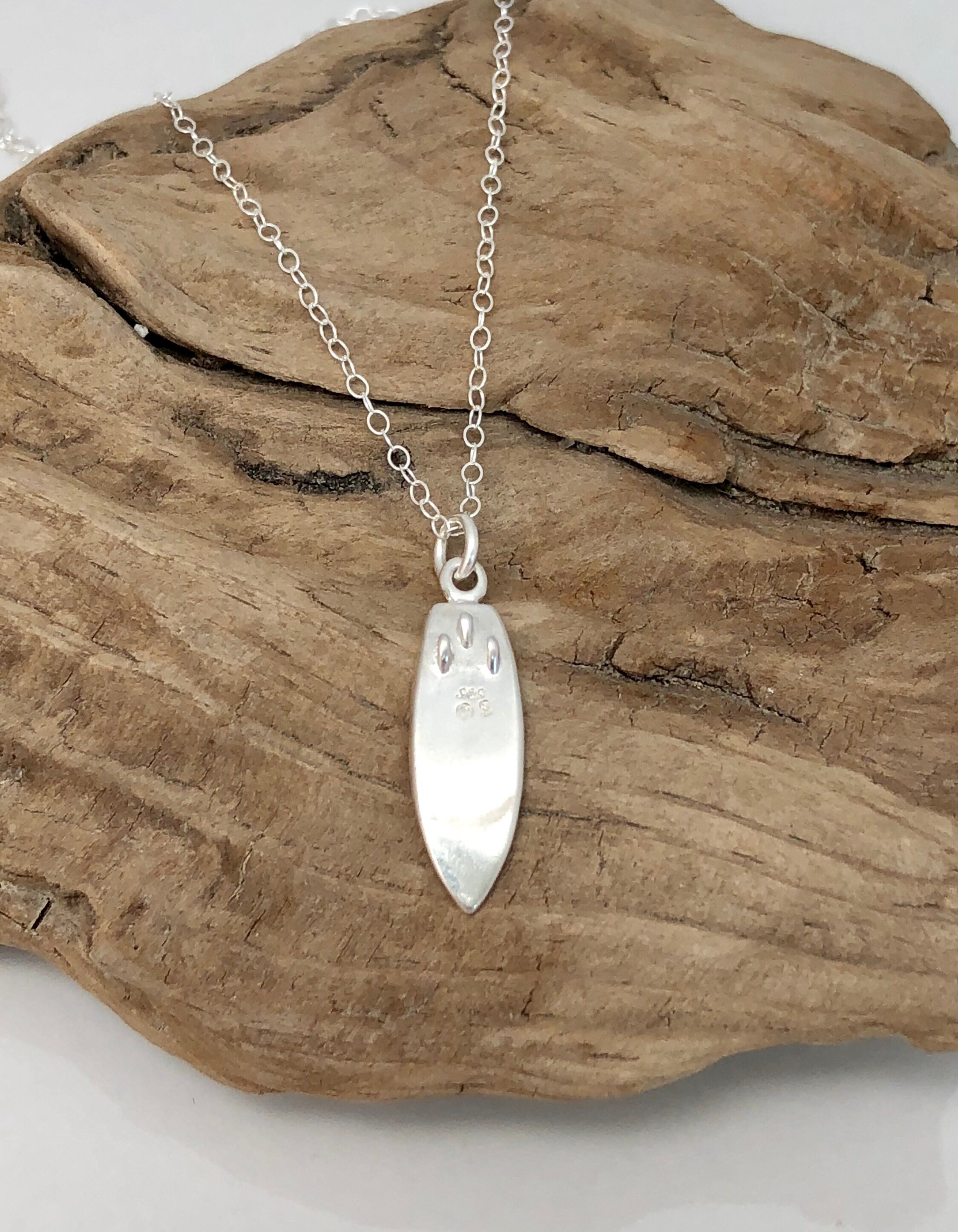 NEW! Surfboard Necklace