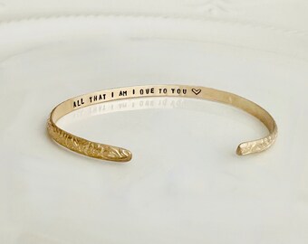 Personalized Gold Bangle - All that I am I owe to you - Gift for Mom - Custom Engraved Cuff Bracelet - Wedding Gift - Floral Cuff Bracelet