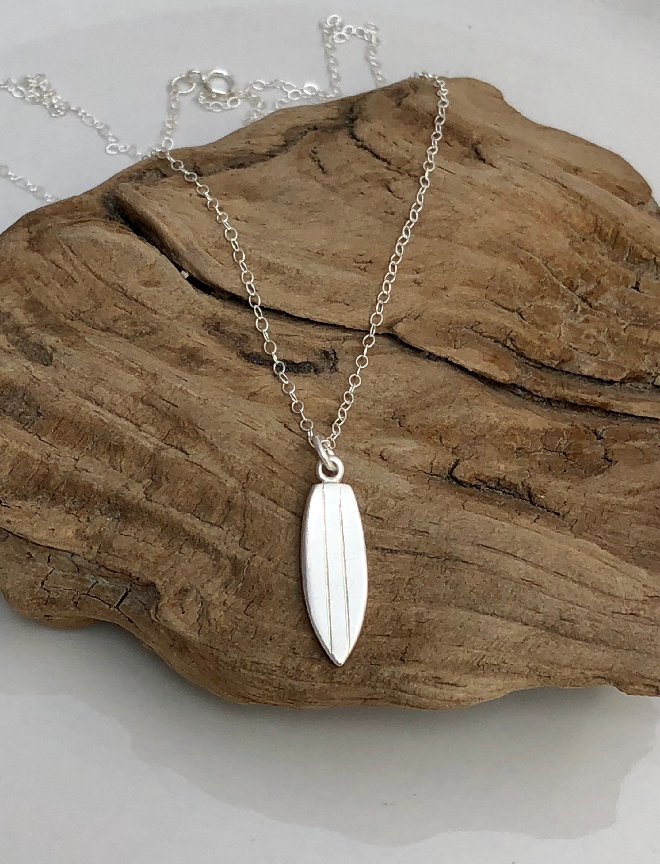 NEW! Surfboard Necklace