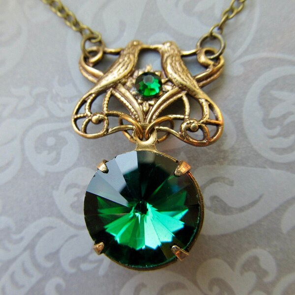 Love Birds Emerald Green Art Deco Wedding Necklace, Gold Art Nouveau Jewelry- Kiss Me