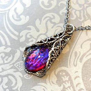 Collar de ópalo con aliento de dragón y colgante de filigrana de plata Art Nouveau - My Delight