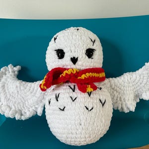 Búho Hedwig de ganchillo – Inspirado en Harry Potter – Peluche mágico hecho a mano