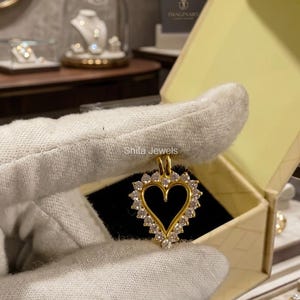 Wisiorek damski z okrągłym diamentem o szlifie 2Ct, wykonany metodą laboratoryjną, platerowany 14-karatowym żółtym złotem