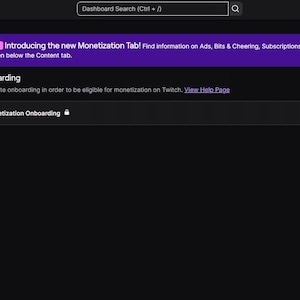 Peut inclure: Une interface sombre avec une palette de couleurs violet et noir. Le côté gauche présente un menu vertical avec des options telles que "Creator Dashboard", "Alerts" et "Affiliates". Une bannière violette en haut indique "Introducing the new Monetization Tab!"