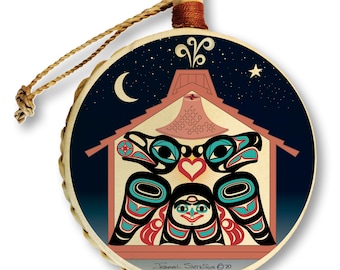 Adorno de tambor navideño de resiliencia indígena del noroeste / Diseñado por el maestro artista tlingit Israel Shotridge / Arte de la costa noroeste