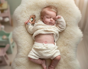 Realistic Rebirth Baby Doll with Plastic Body – 49cm Newborn Look Simulation Toy