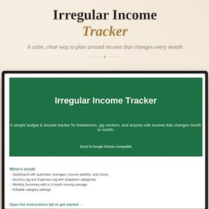 Op de afbeelding: Een digitaal Irregular Income Tracker spreadsheet sjabloon weergegeven op een scherm. De interface bevat een donkergroene koptekst met de titel, een lijst met functies zoals dashboard, inkomstenlogboek, onkostenlogboek en maandoverzicht.
