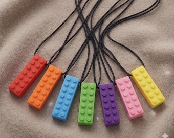 Naszyjnik sensoryczny z klocków ADHD | Silikonowa zawieszka z klockami | Zabawka łagodząca autyzm | Narzędzie do ćwiczenia motoryki jamy ustnej dla dzieci i dorosłych | Czarny róg