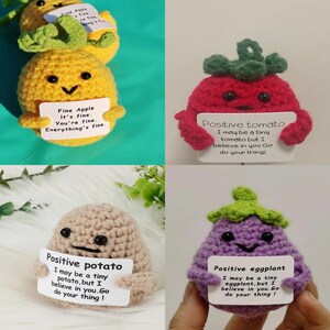 Adorable juego de verduras de ganchillo con mensajes positivos: patata, piña, zanahoria, limón y aguacate. Apoyo emocional. Regalo ideal para amantes de la naturaleza, decoración de escritorio o el Día de la Madre.