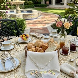 Handmade White Linen Breadbox – Modern Traditional Kitchen Storage