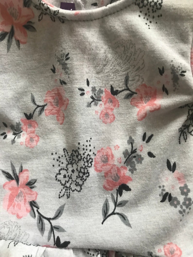 18 Doll Gray Swan Short Sleeve T-Shirt