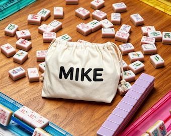 Gepersonaliseerde mahjongtas | Op maat geborduurd canvas zakje met trekkoord | Mahjong-liefhebbercadeau | Accessoires voor game-avond | Aangepaste naam: