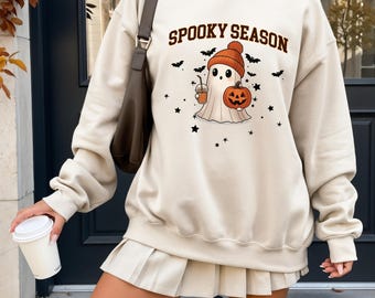 Spooky Season Sweatshirt Damen | Halloween Pullover mit Geist | Cozy Ghost Sweater | Herbst Sweatshirt | Halloween Outfit Damen