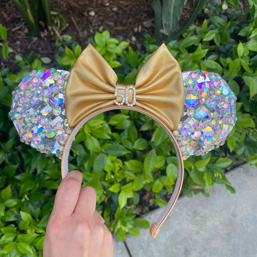 PHOTOS: Walt Disney World 50th Anniversary Luxe Collection Black Minnie Ear  Headband Now Available - WDW News Today