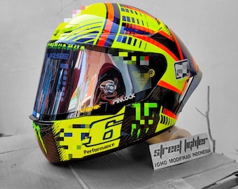 Custom Motorcycle Helmet Painted With Iconic and Legendary Racing Rider Motifs - Motorsport Superbike Design