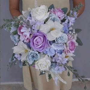 Lavendel, Lila und weiße Seidenblumen Brautstrauß-Faux Blume Brautstrauß-Reisestrauß