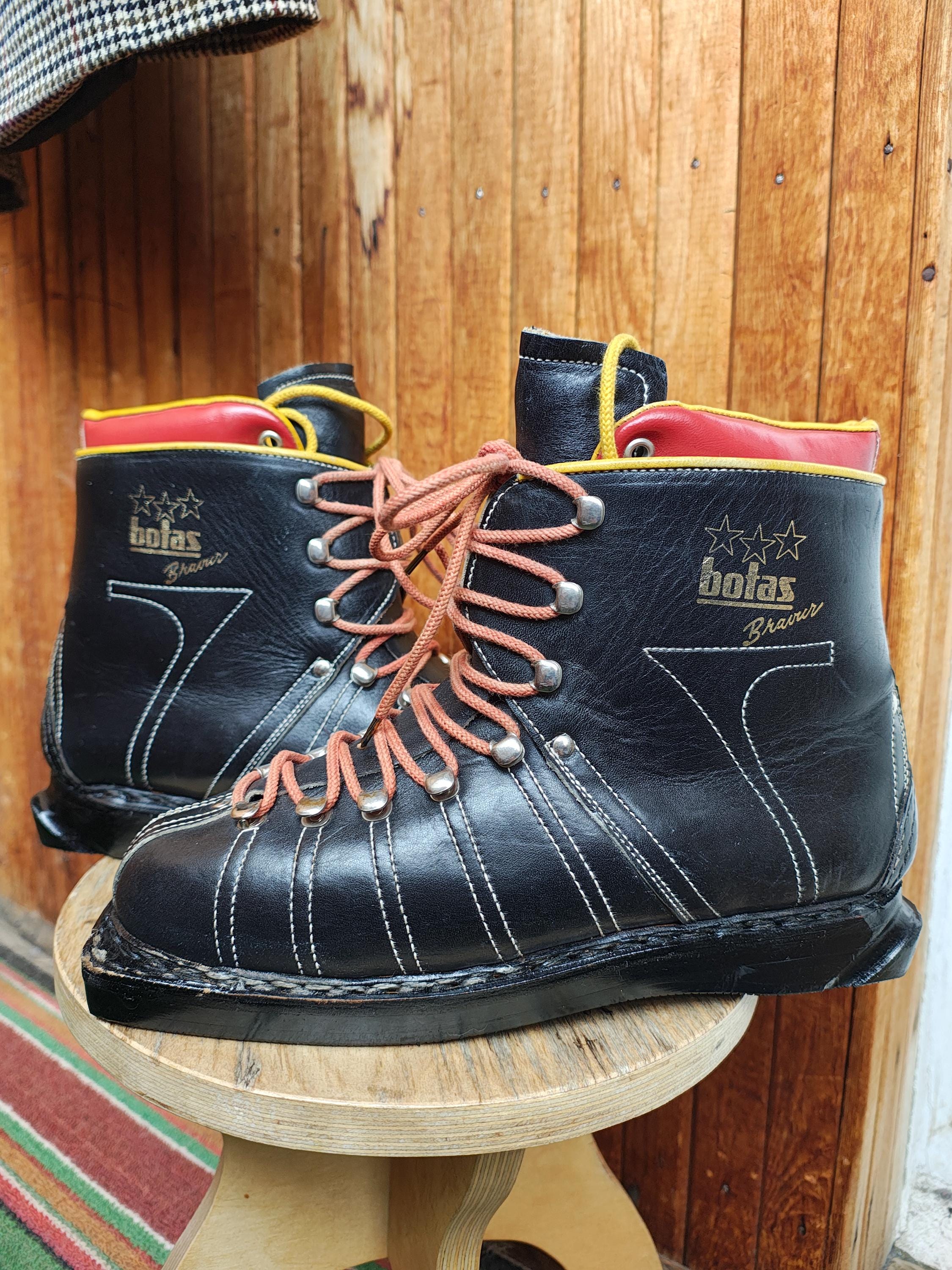 Vintage HanWag Boots Mens 11 Black Shearling Lined Vibram Norwegian Welt Germany Men main image 2