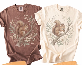 Vintage Squirrel Botanical Tee, Cottagecore Woodland Shirt, Nature Animal Graphic, Comfort Colors T-Shirt, Gift for Nature Lovers