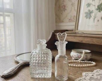 ヴィンテージ薬局＆香水瓶セット – 1930年代のガラス製薬瓶と香水瓶