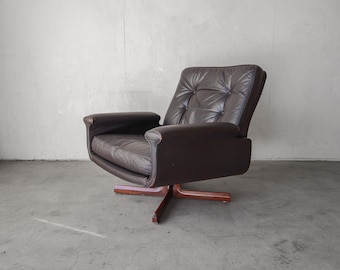 Mid Century Danish Brown Leather & Rosewood Swivel Lounge Chair