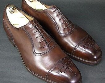 Chaussures richelieu marrons à bout rond, Chaussures habillées en cuir pour hommes, Chaussures de mariage formelles faites main, Chaussures richelieu classiques richelieu pour le marié
