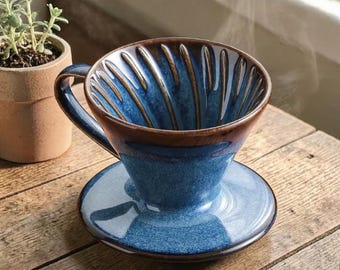 Dripper à café en céramique bleu océan, filtre à café fait main, cafetière goutte-à-goutte de style V60, grandes tailles et tailles trompette, cadeau café artisanal