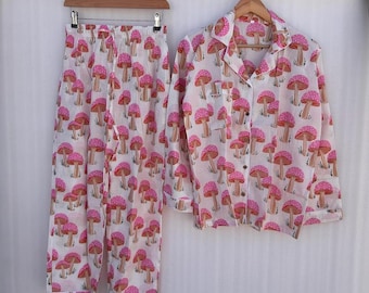 Pink Mushroom Pajama Set, Cottagecore Cotton Sleepwear, Cute Fungi Print Pjs, Long Sleeve Women Loungewear, Botanical Nature Lover Gift