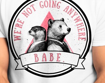 LGBTQ Pride Shirt - Queer Statement Tee - T-shirt with otter and bear print - Vintage inspired