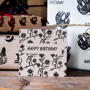 Handgemaakte Happy Birthday-stempel | Ambachtelijk tekstontwerp voor creatieve kaarten en cadeauverpakking door Lauren Marina