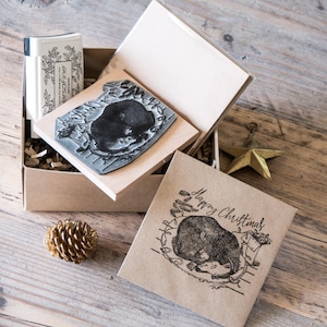 Süsser schlafender Welpe Weihnachtsstempel für Weihnachtskarten, Winter Bastelarbeiten & DIY Projekte