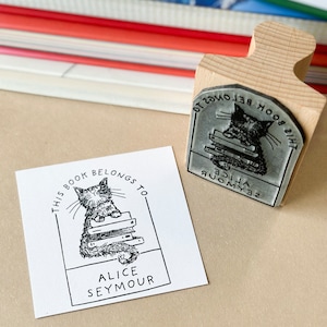 Personalized Cat Book Stamp: Custom Ex Libris Library Label for Bookworms and Feline Lovers