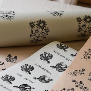 Carimbo de borracha floral Wild Roots para artesanato criativo, criação de cartões e embrulhos de presentes por Lauren Marina