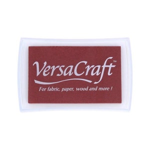 Almofada de tinta VersaCraft vermelho tijolo/marrom para carimbos em tecido, papel, madeira e cartão - Multipurpose Craft Supply