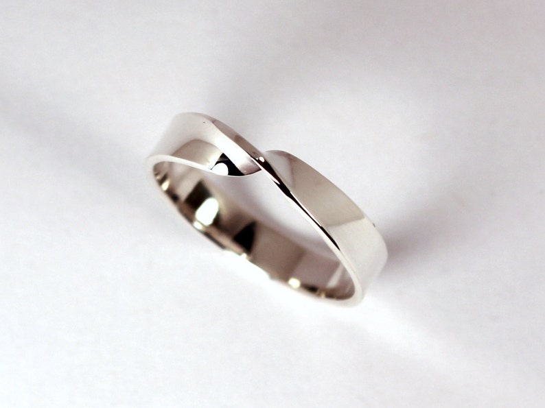 Sterling Silver Mobius Twist Ring 4mm Wide Made to Order image 1