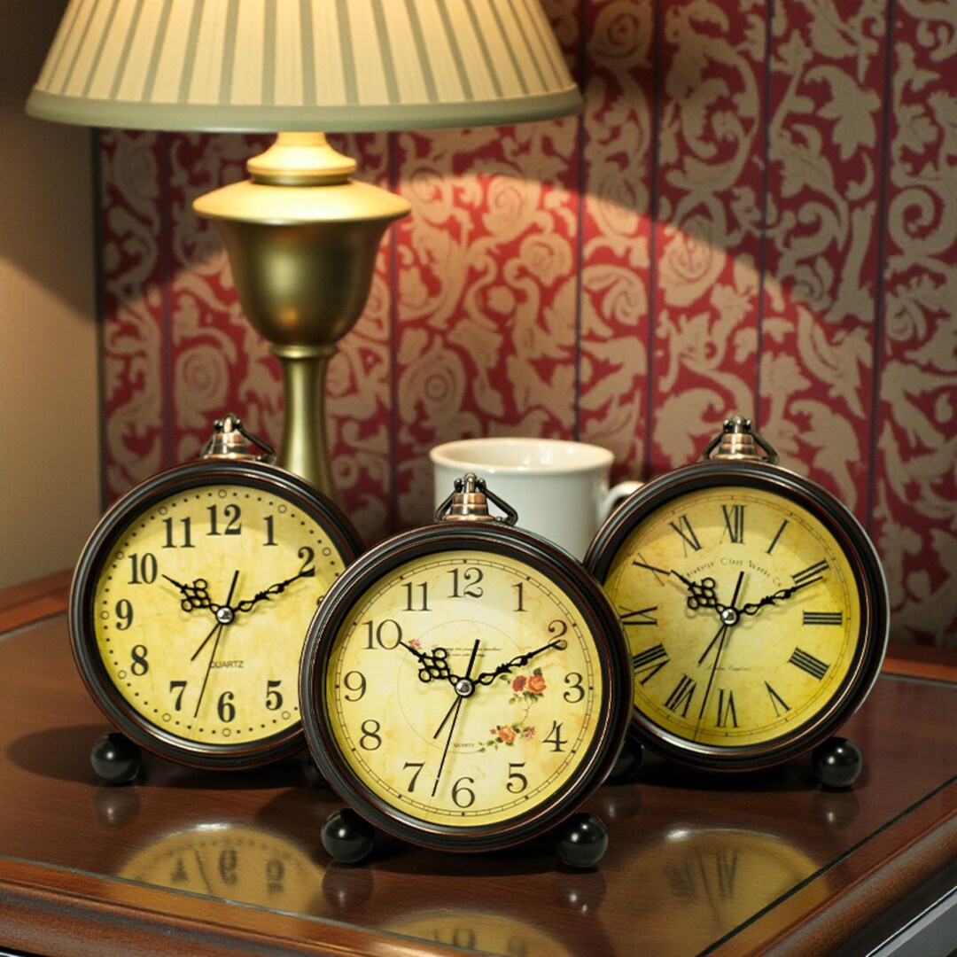 Retro Table Clock Image Vintage Retro Desk Clock With Stand | Silent Non-ticking Table Clock ...