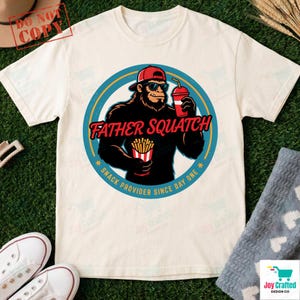Papà Squatch PNG, Divertente design Bigfoot papà, Fornitore di snack fin dal primo giorno, Sasquatch Regalo per la festa del papà Maglietta grafica Papà Regalo fiscale per papà