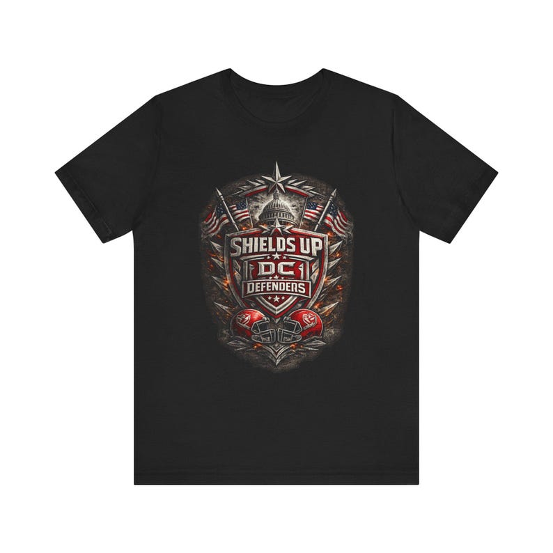 Camiseta do DC Defenders, Camiseta do DC Defenders da UFL, Camiseta de Futebol Americano de Washington, Camiseta com Estampa "Shields Up", Presente Ideal para Fãs de Futebol Americano na Primavera e Dia de Festa Antes do Jogo imagem 2