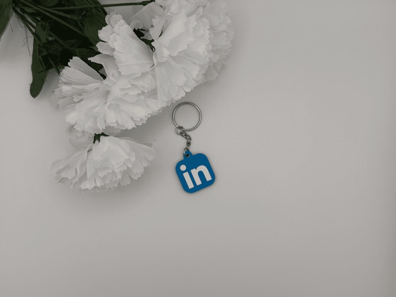LinkedIn NFC keychain 3D printed