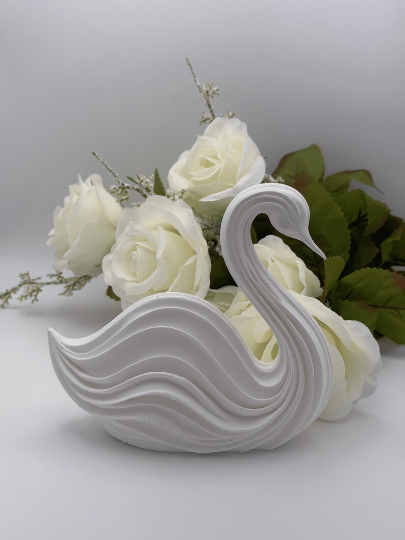 Abstract Swan Sculpture 3D Print, Modern Swan Statue, Elegant Home Decor