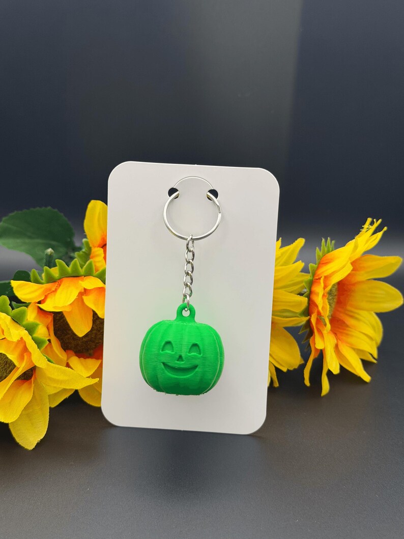 Jack O Lantern Pumpkin Keychain, 3D Printed Halloween Charm