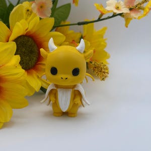 Cute Banana Dragon Figurine – 3D Printed PLA Fantasy Dragon, Adorable Collectible Figure